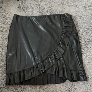 Elegant Black Ruffled Skirt